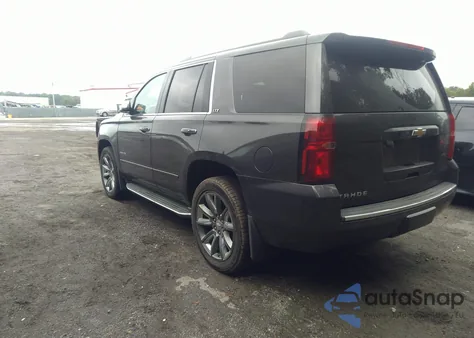 2015 Chevrolet Tahoe Ltz z USA, uszkodzony, nr VIN 1GNSKCKC7FR678378